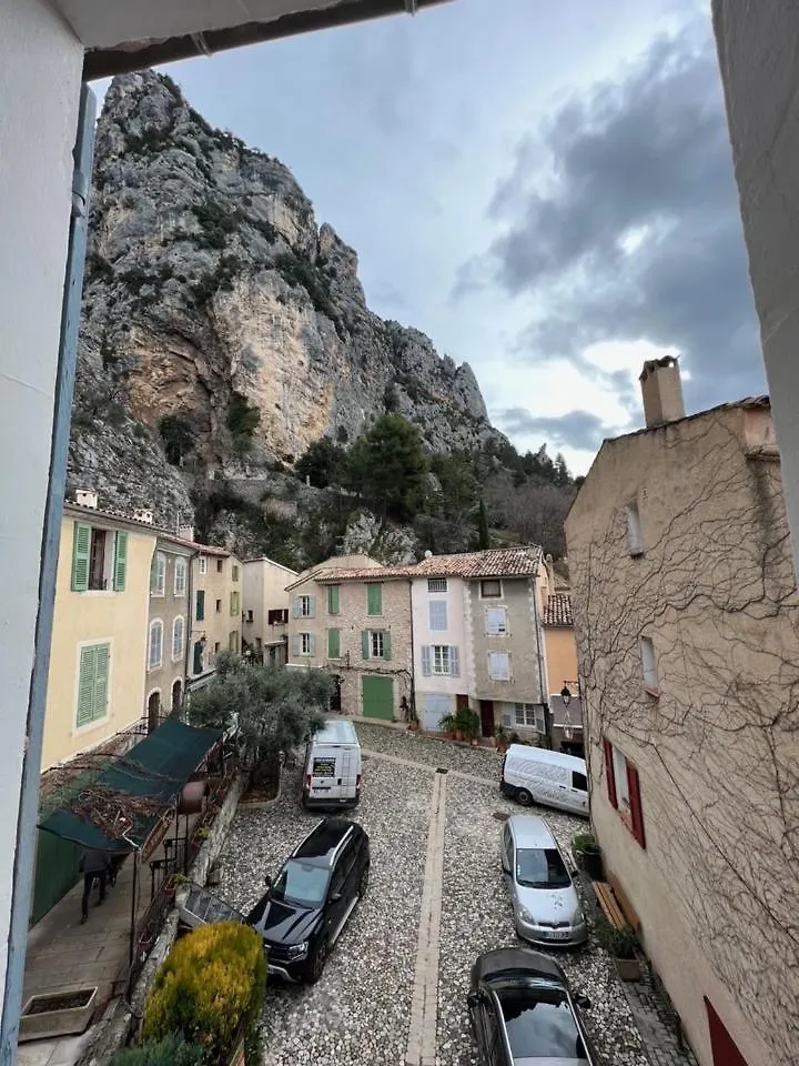 La Bonne Etoile - The Good Star Apartment Moustiers-Sainte-Marie
